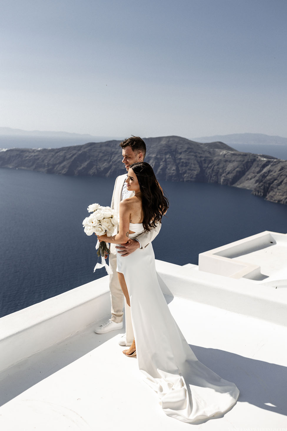 villa-irini-wedding-elopement-santorini-greece
